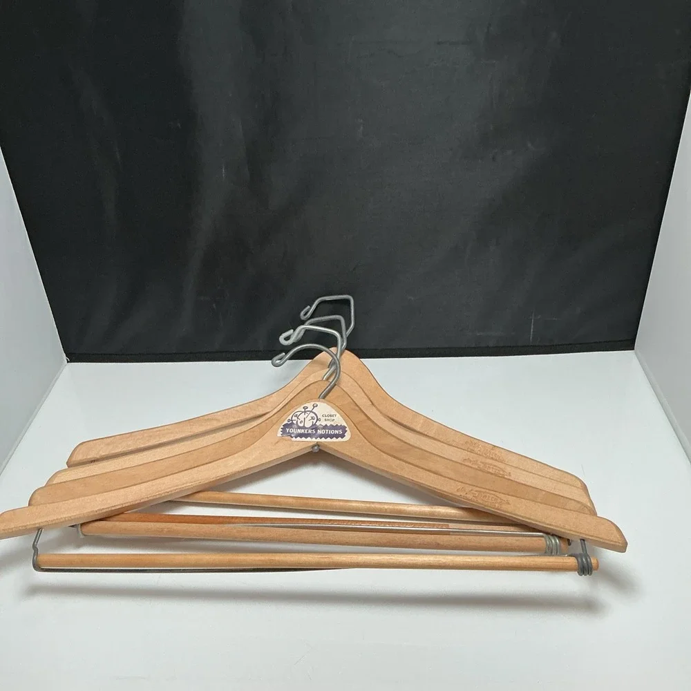 Lot of 4 Vintage Wooden Hangers 3 Batts Wishbone Younkers Batts 1 Unbranded